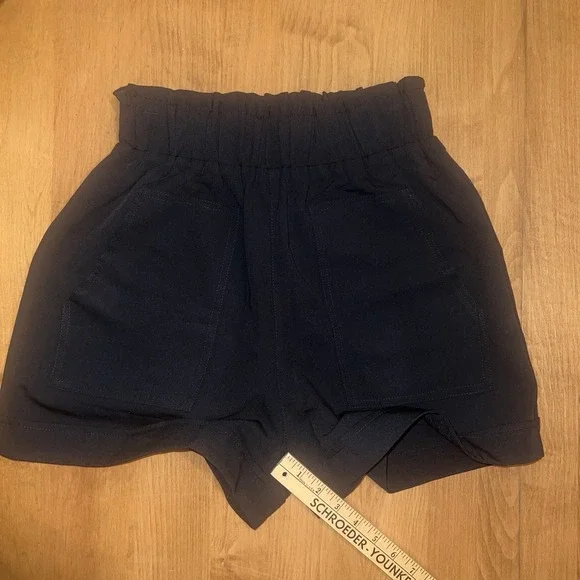 NEW Women's Glam Shorts Size‎ Medium, Black, High Waisted - Picture 9 of 9